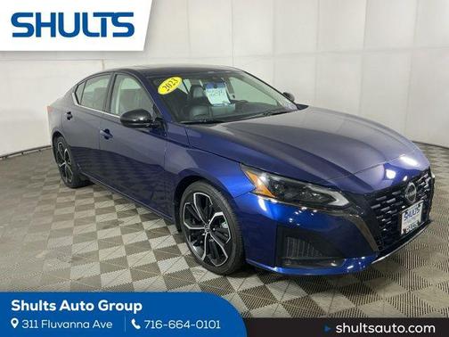 Deep Blue Pearl 2023 Nissan Altima SR FWD
