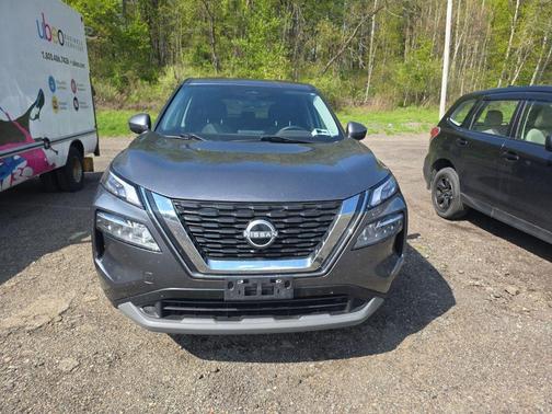 Gun Metallic 2022 Nissan Rogue SV