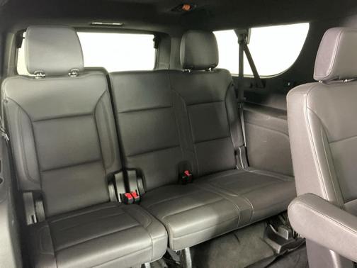 2024 Chevrolet Suburban 4WD Z71