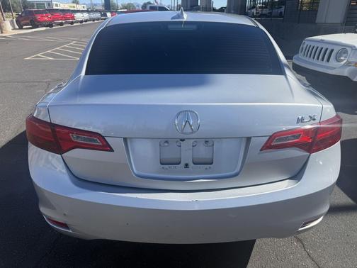 2013 Acura ILX 2.0L w/Premium Package