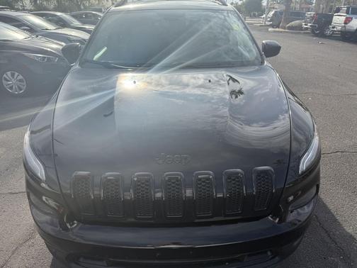2018 Jeep Cherokee Latitude