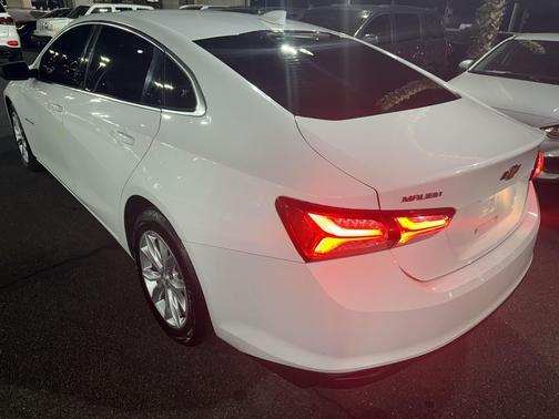 2020 Chevrolet Malibu FWD LT