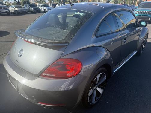 2012 Volkswagen Beetle Base
