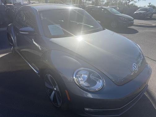 2012 Volkswagen Beetle Base