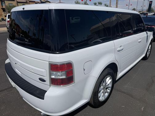 2016 Ford Flex SE