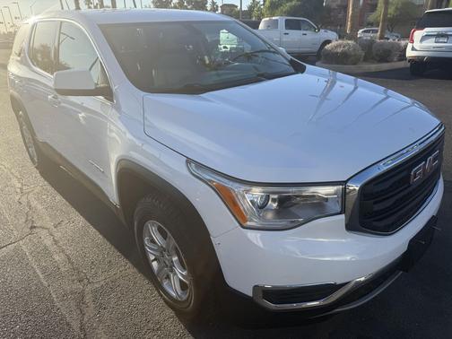 2019 GMC Acadia SLE-1