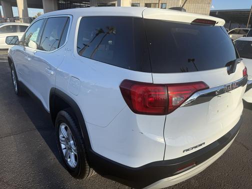 2019 GMC Acadia SLE-1
