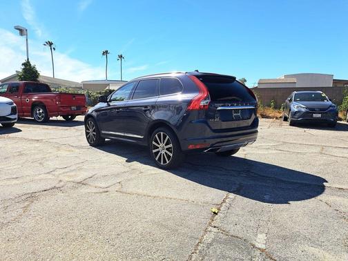 2015 Volvo XC60 T5 Premier