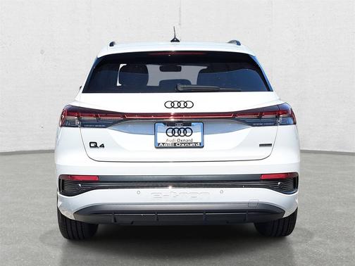 2025 Audi Q4 e-tron Premium Plus 55 quattro