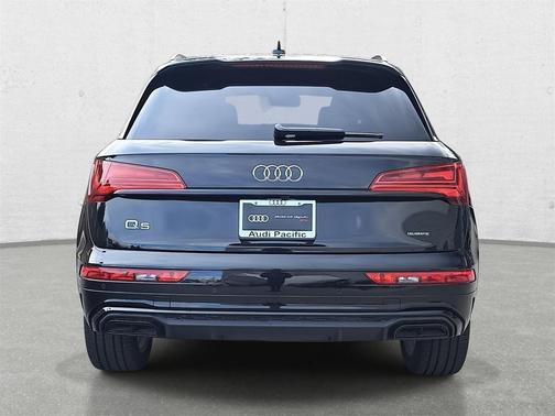 2025 Audi Q5 45 S line Premium