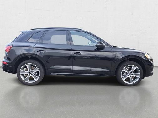 2025 Audi Q5 45 S line Premium