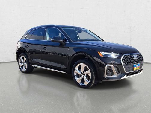 2022 Audi Q5 45 S line Prestige