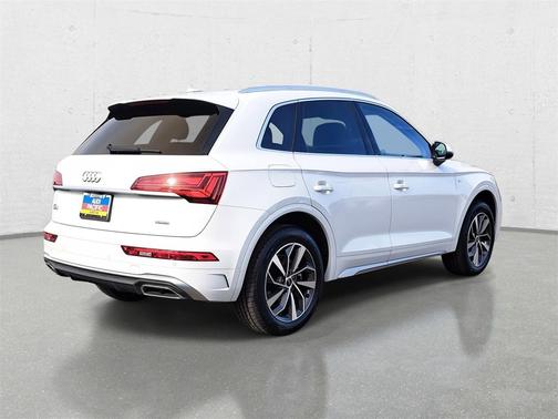 2023 Audi Q5 45 S line Premium