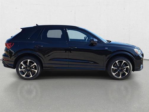 2025 Audi Q3 45 S line Premium Plus
