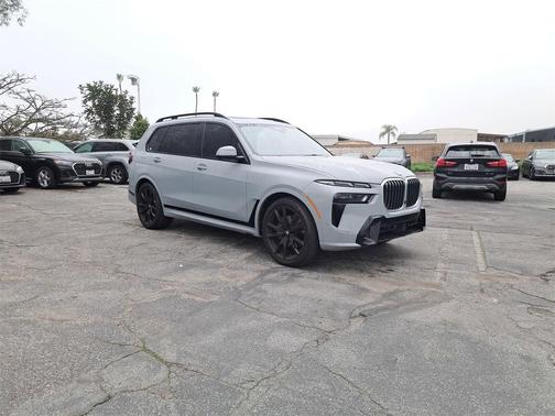 2024 BMW X7 xDrive40i