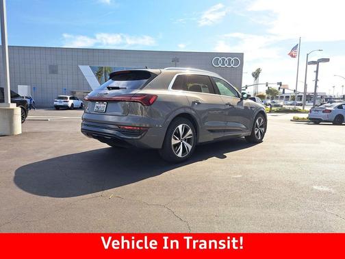 2024 Audi Q8 e-tron Premium Plus