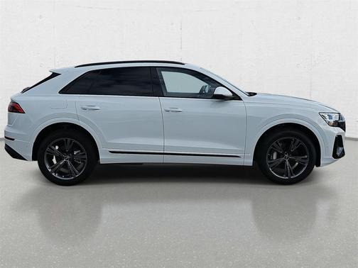 2026 Audi Q8 55 Premium
