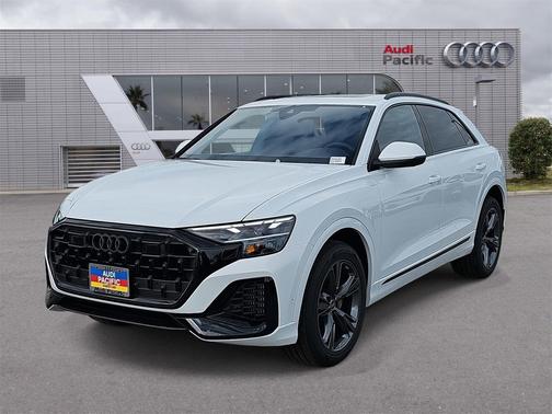 2026 Audi Q8 55 Premium