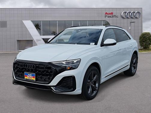 2026 Audi Q8 55 Premium