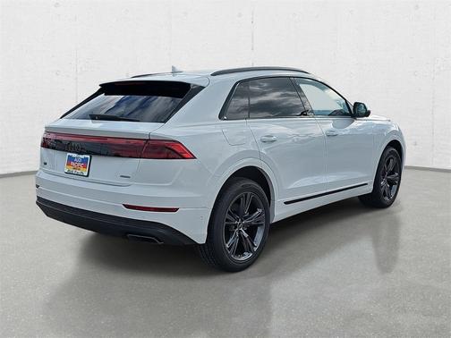 2026 Audi Q8 55 Premium