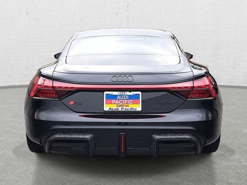 mythos black metallic 2026 Audi RS e-tron GT quattro