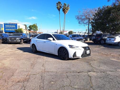 2018 Lexus IS 300 Base