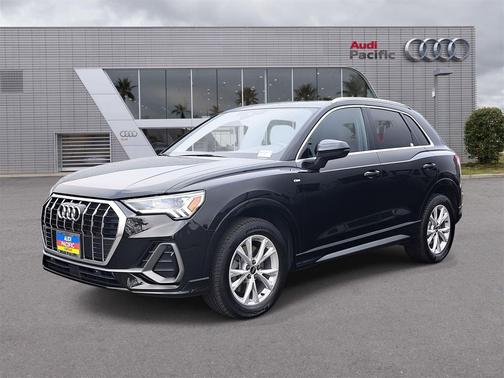2023 Audi Q3 Premium 45 TFSI S line quattro Tiptronic