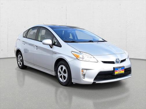 2014 Toyota Prius Three
