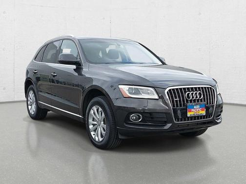 Lava Gray Pearl Effect 2015 Audi Q5 2.0T Premium Plus
