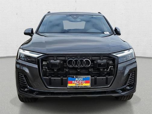2026 Audi Q7 55 Premium Plus
