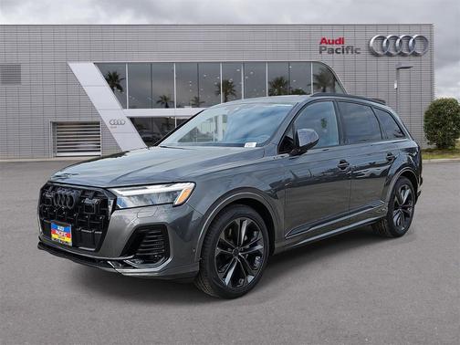 2026 Audi Q7 55 Premium Plus