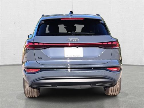 2025 Audi Q6 e-tron Premium Plus