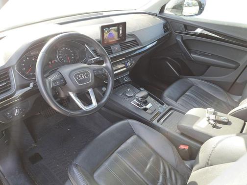 2020 Audi Q5 45 Premium