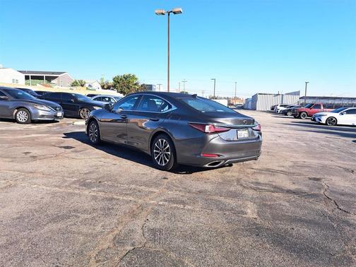 2025 Lexus ES 350 Base