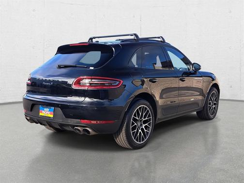 2018 Porsche Macan S