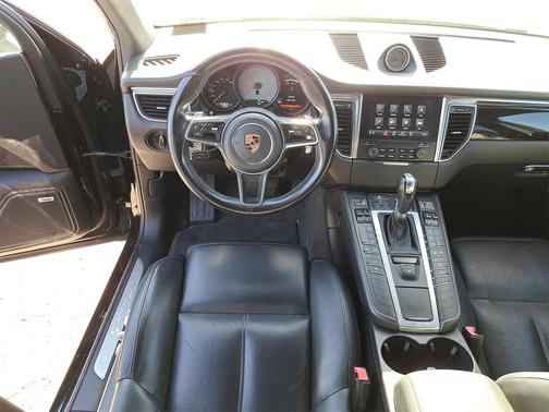 2018 Porsche Macan S