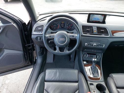 2018 Audi Q3 2.0T Premium Plus