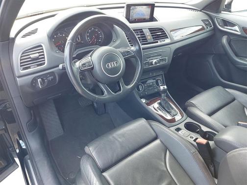 2018 Audi Q3 2.0T Premium Plus