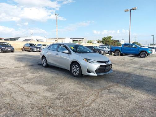 2018 Toyota Corolla LE
