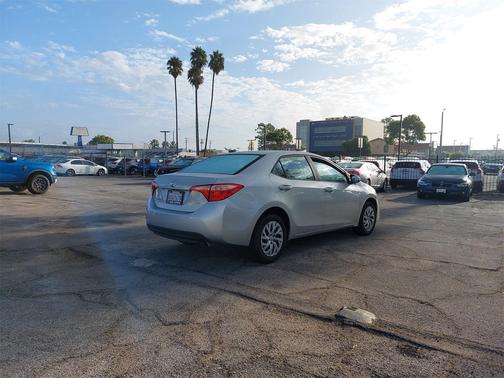 2018 Toyota Corolla LE