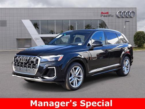 2025 Audi Q7 55 Premium Plus