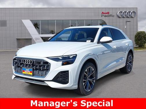 2025 Audi Q8 55 Premium