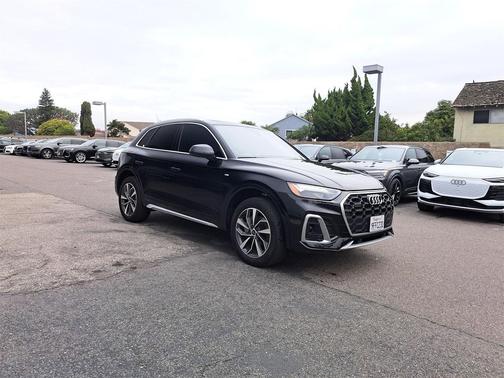 2023 Audi Q5 45 S line Premium