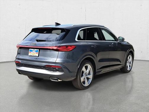 2025 Audi Q5 Premium Plus