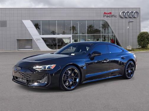 2025 Audi RS e-tron GT performance