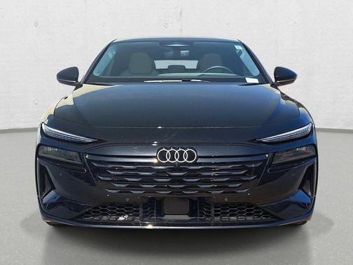 Mythos Black Metallic 2025 Audi A6 e-tron Premium Plus