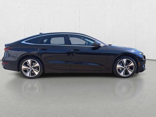 Mythos Black Metallic 2025 Audi A6 e-tron Premium Plus