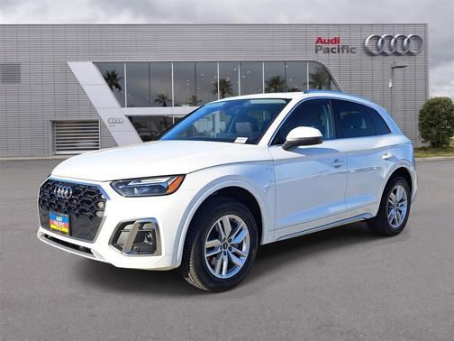 2023 Audi Q5 45 S line Premium