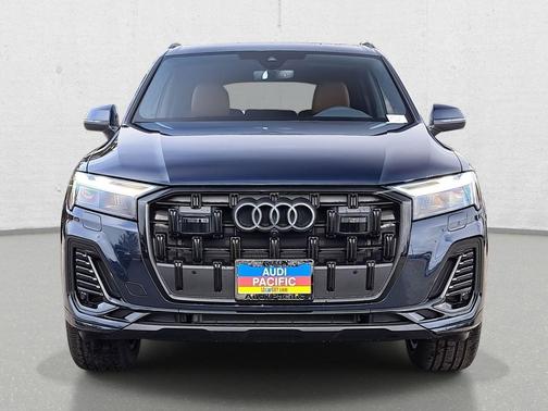 2026 Audi Q7 45 Premium Plus