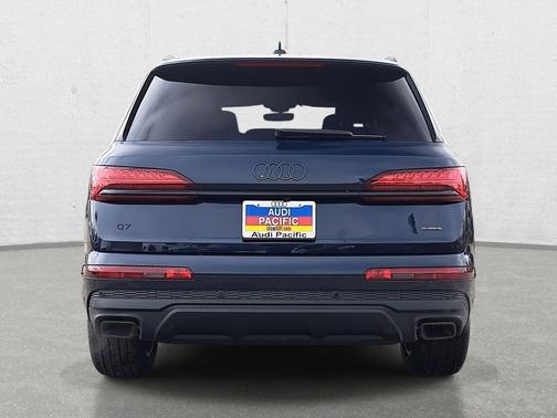 2026 Audi Q7 45 Premium Plus